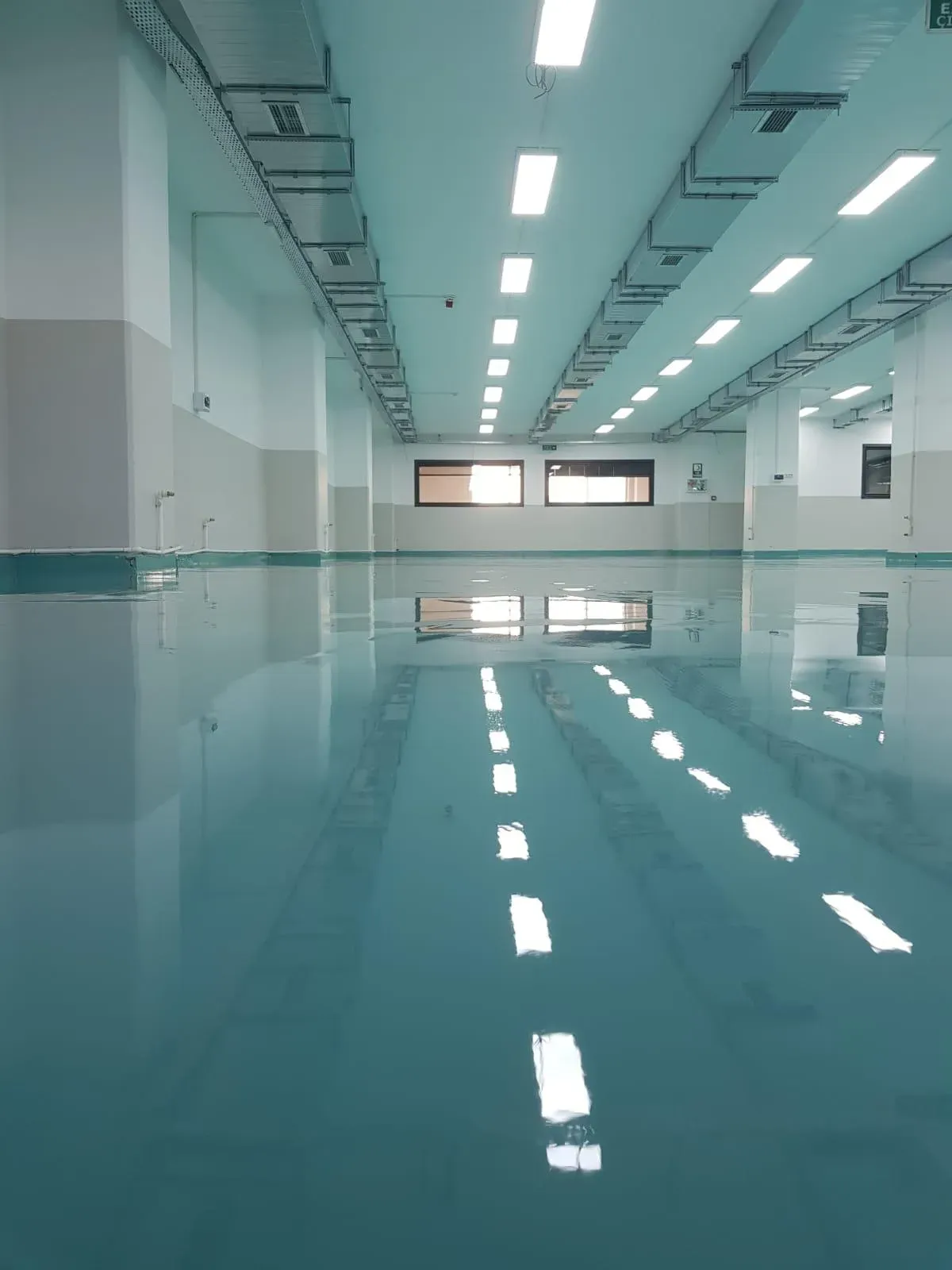 self-leveling-ozpolat-epoksi-zemin-kaplama-10